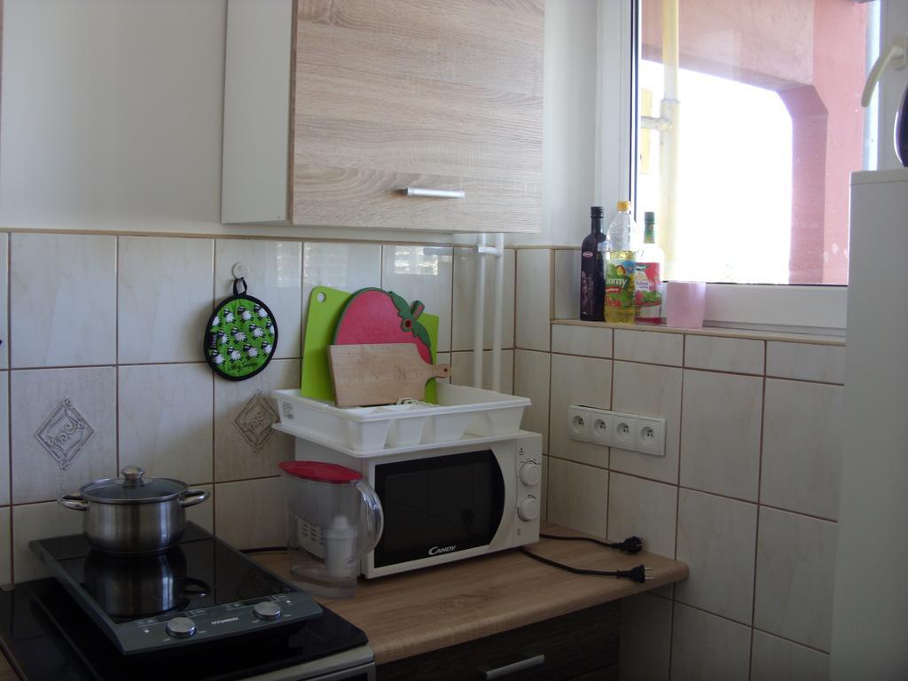Apartament Obroncow Wybrzeza Apartment Gdansk Room photo